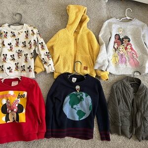 Kids sweaters, sweatshirts & jackets
